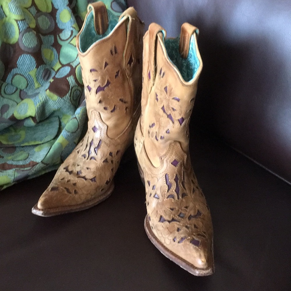 Corral Vintage Shortie Boot 7.5 M.  Like New